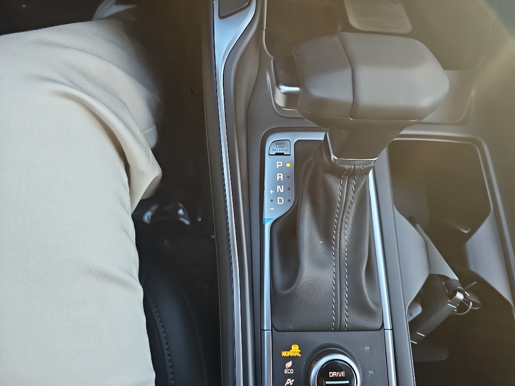 2026 Kia Sorento S - Photo 18