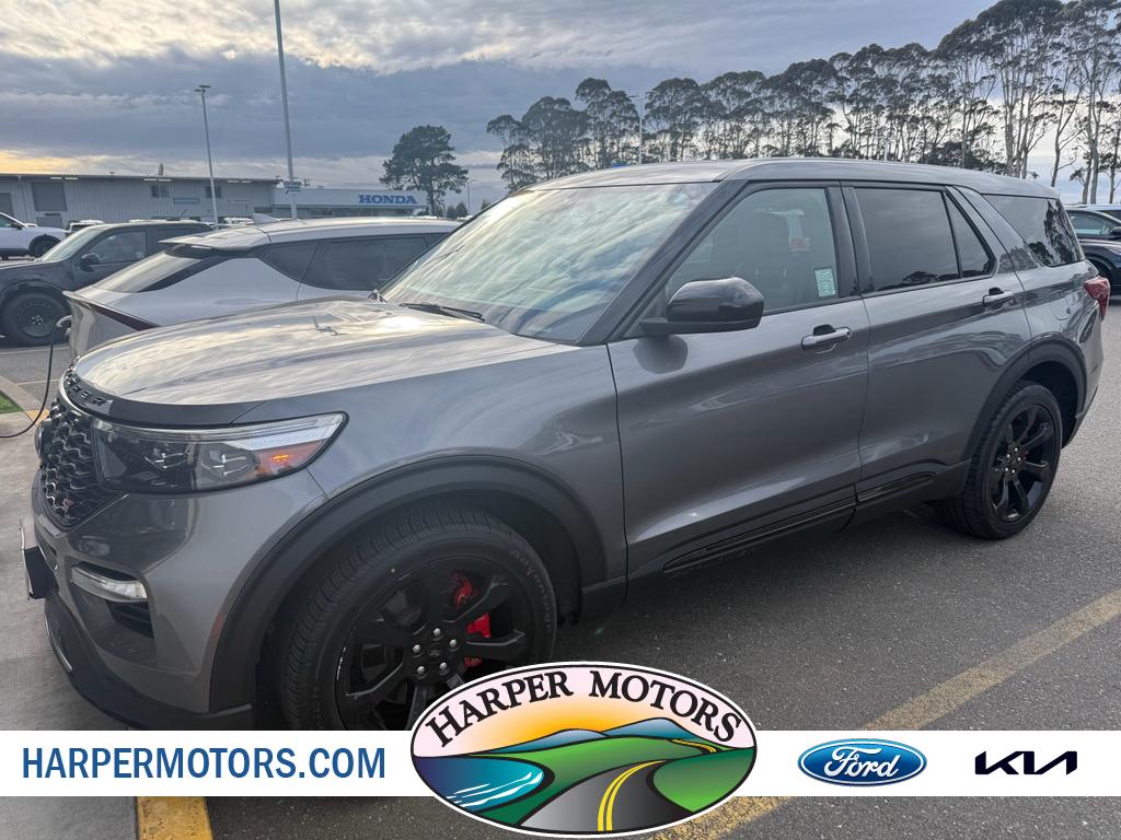 2022 Ford Explorer ST 4WD's photo