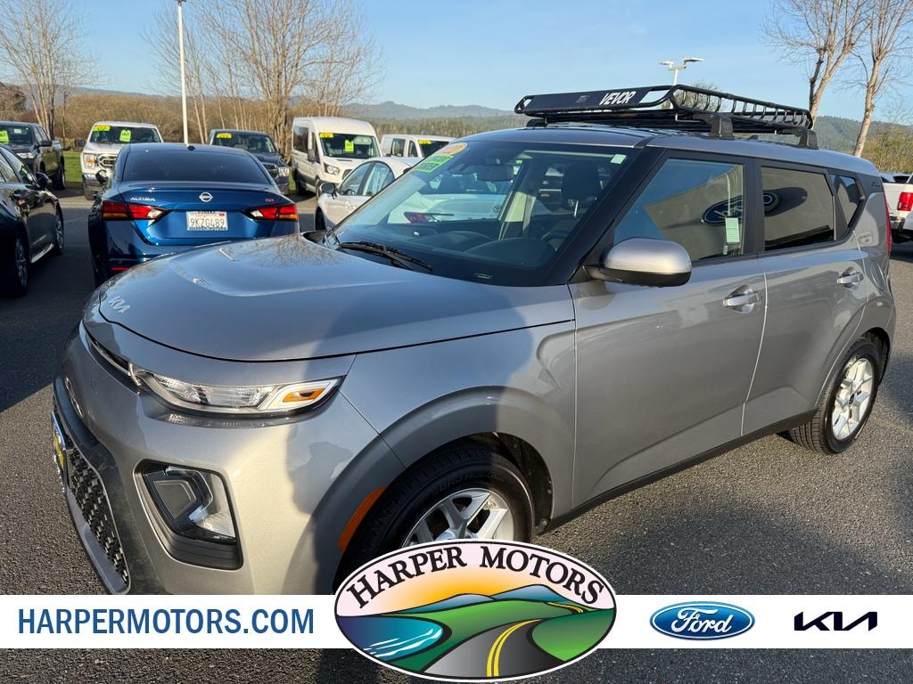 Used 2022 Kia Soul LX Hatchback