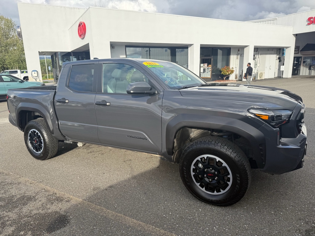 2025 Toyota Tacoma TRD Off Road
