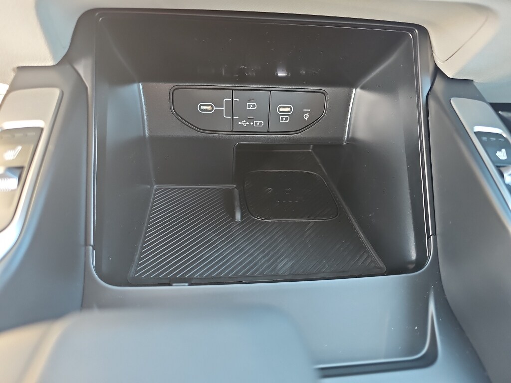 2026 Kia Sorento EX - Photo 17