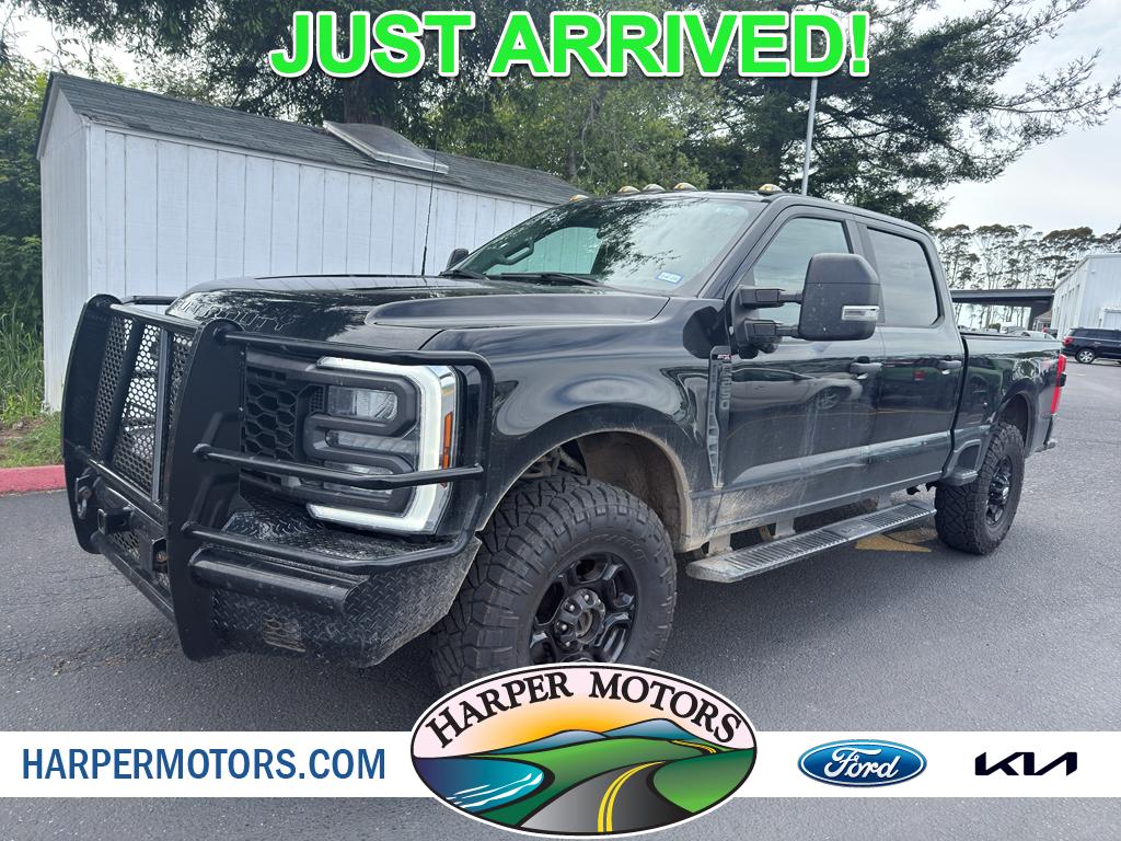 2024 Ford F-250 XL 4x4 Crew Cab 6-3/4' Box's photo