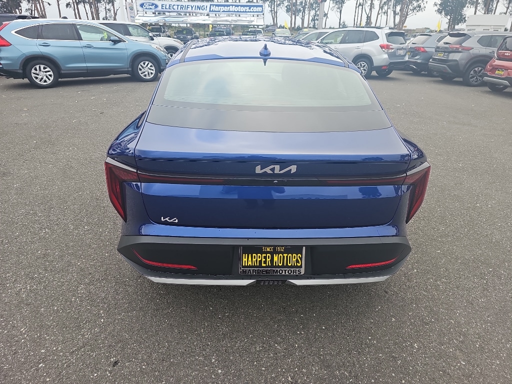 New 2025 Kia K4 LXS Sedan