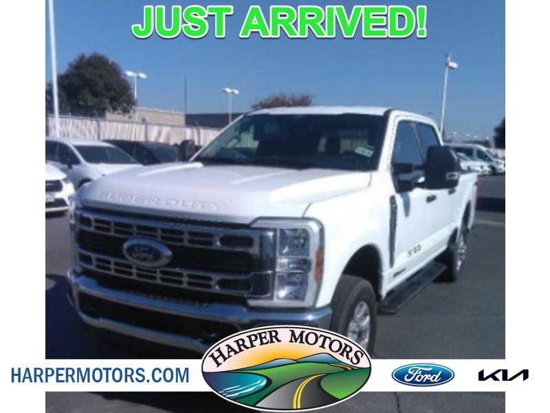 2024 Ford F-350 Super Duty XLT's photo