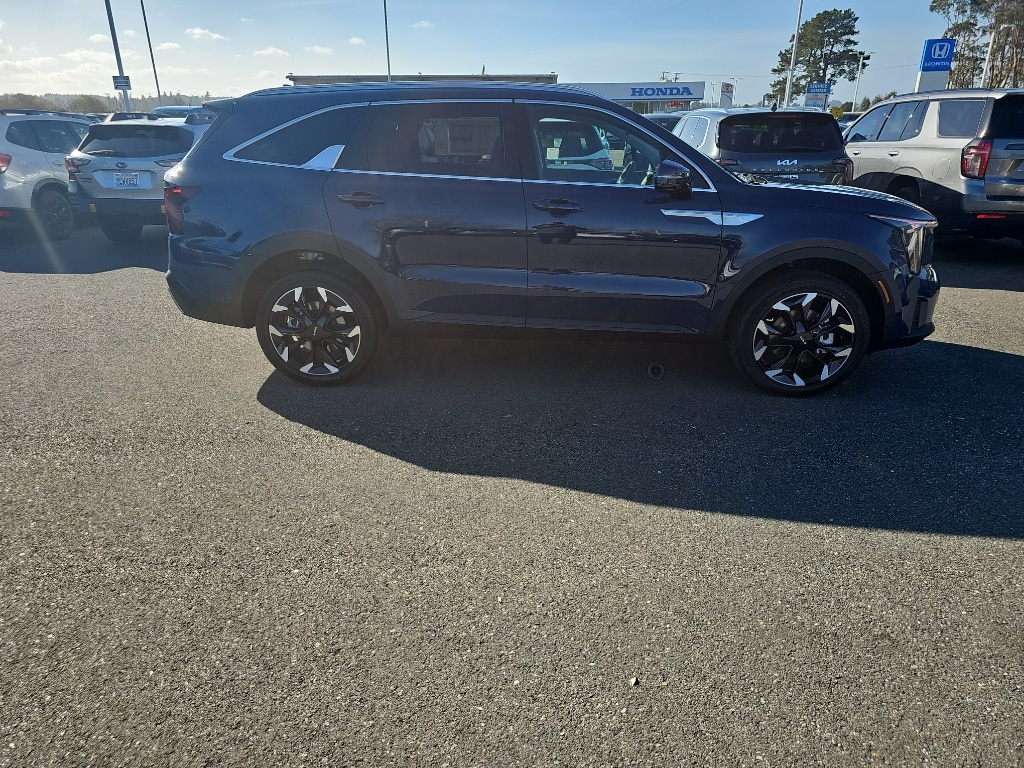 2026 Kia Sorento EX - Photo 7