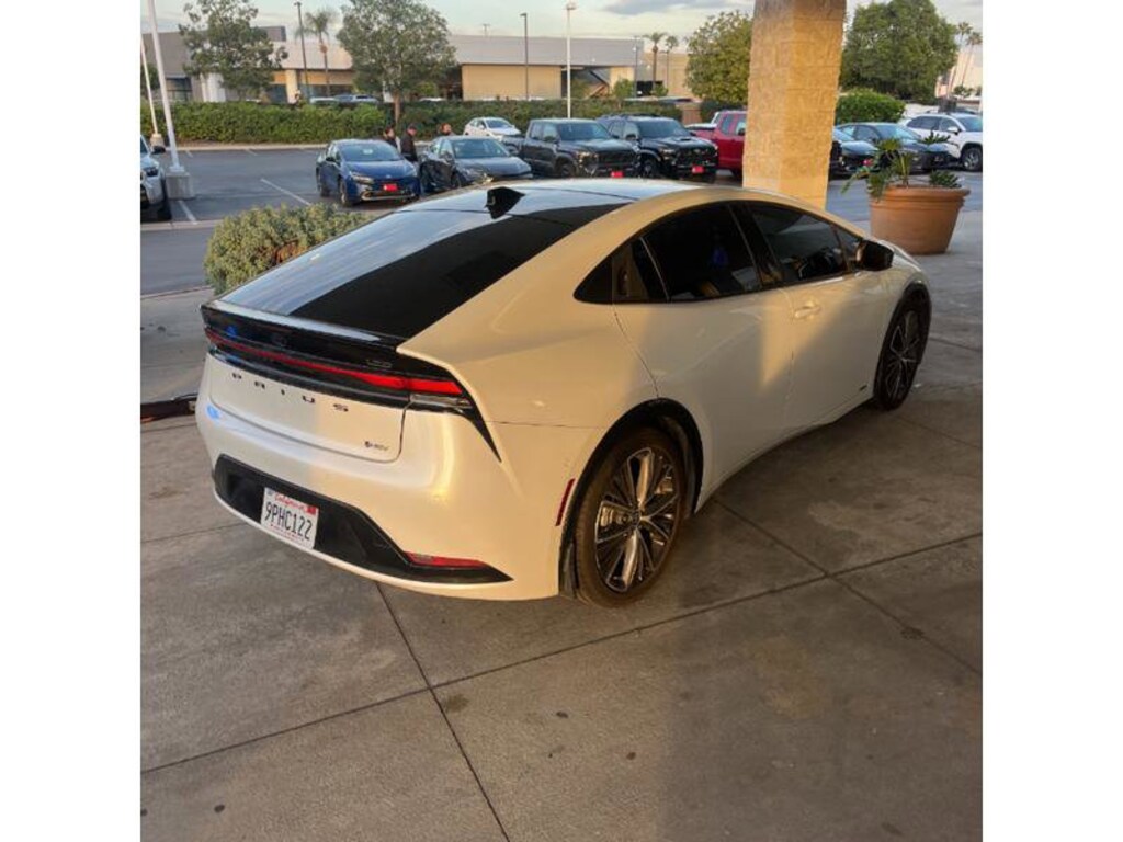 Used 2024 Toyota Prius Limited Limited AWD