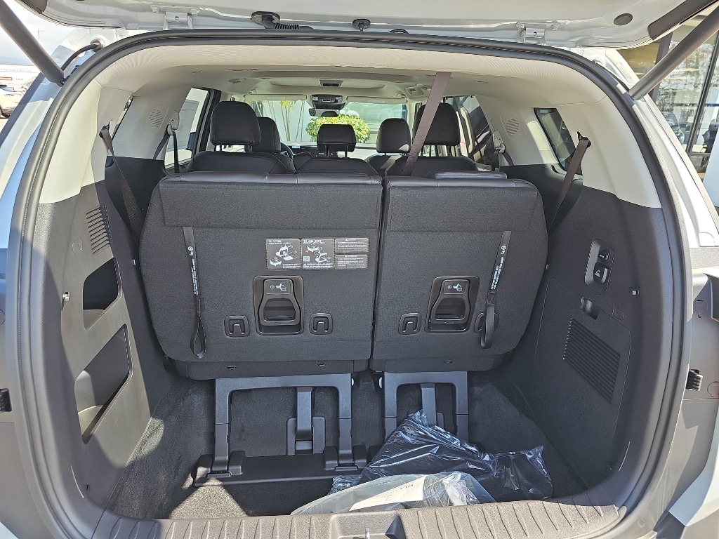 2026 Kia Carnival SX - Photo 6