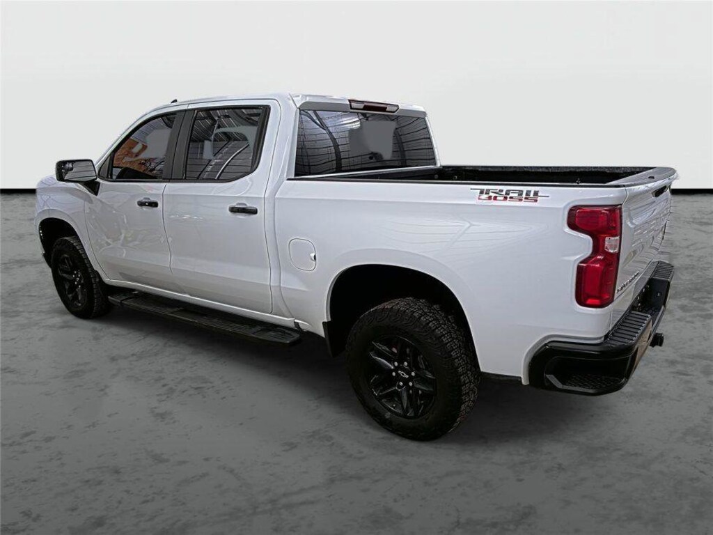 Used 2024 Chevrolet Silverado 1500 LT Trail Boss 4WD Crew Cab 147 LT Trail Boss