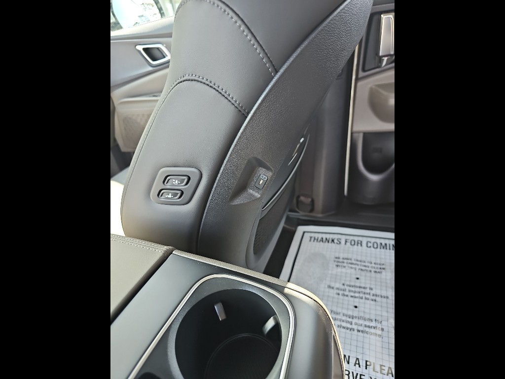2026 Kia Carnival SX - Photo 27