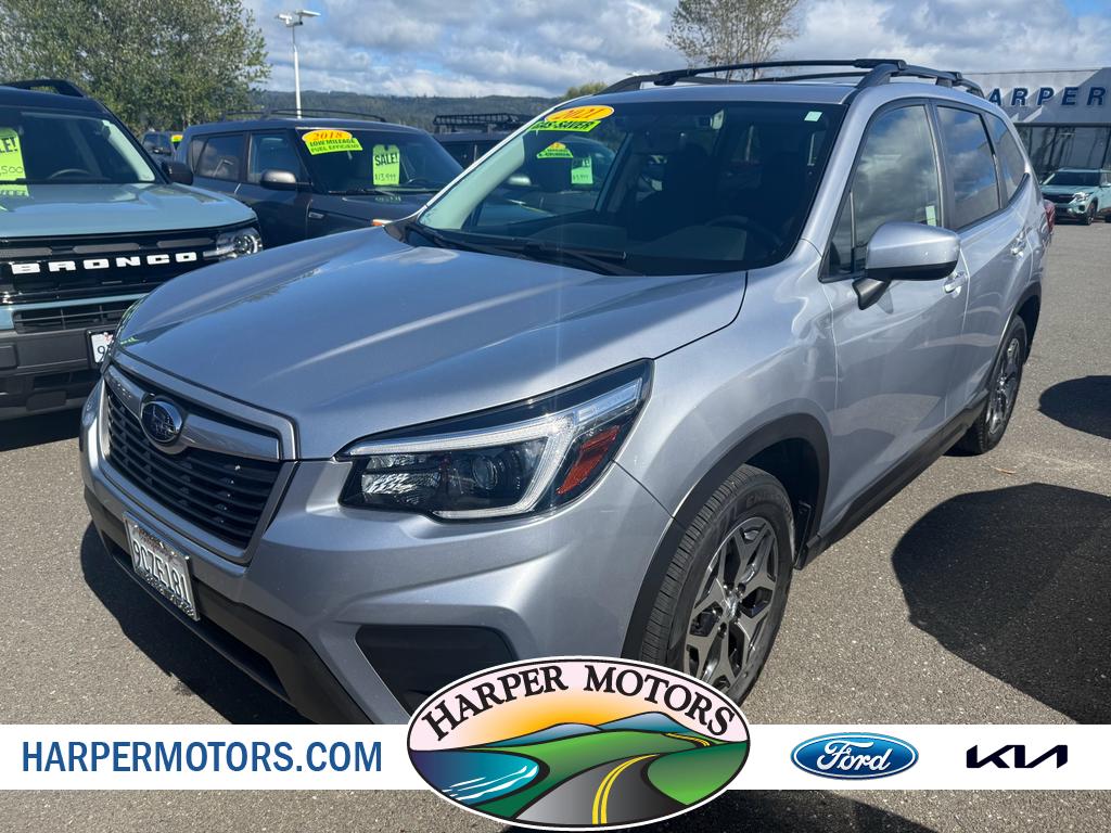 2021 Subaru Forester Premium's photo
