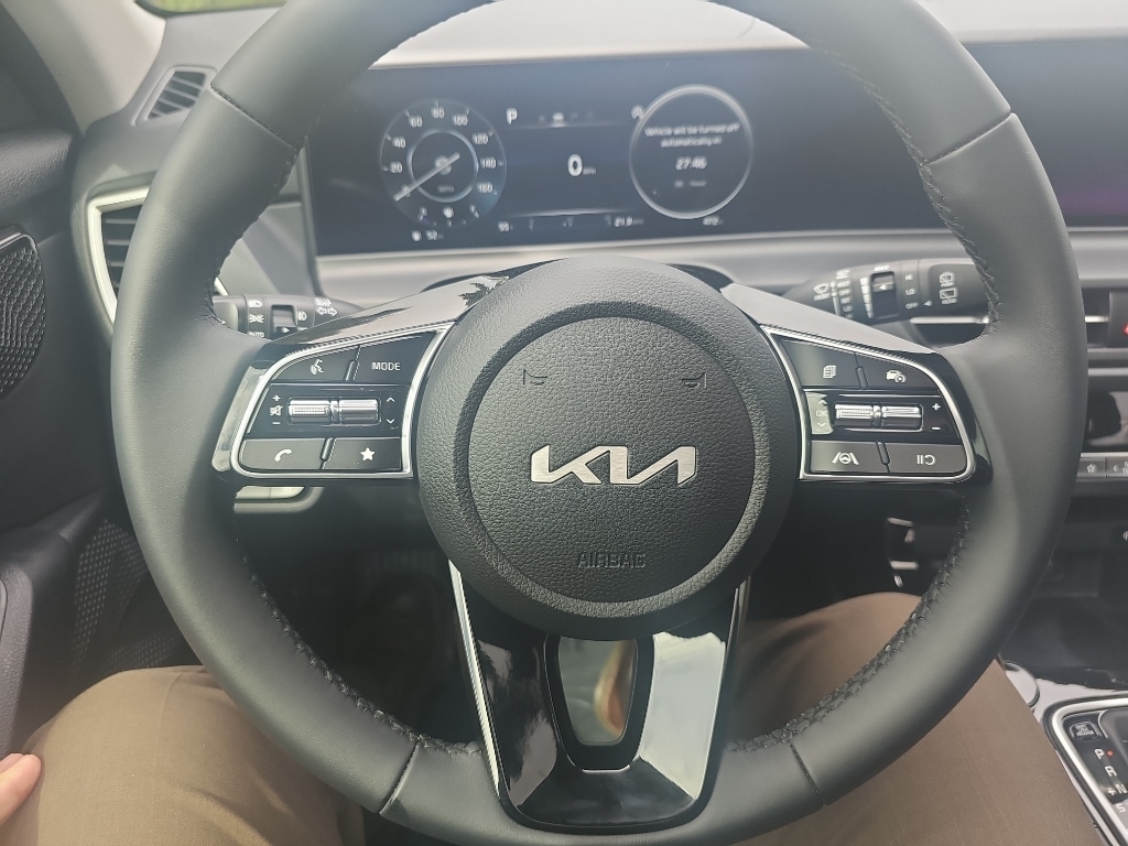 2026 Kia Seltos EX - Photo 14