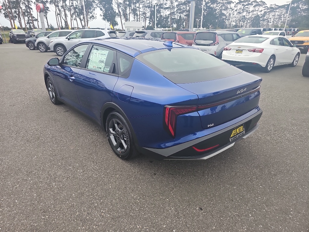 New 2025 Kia K4 LXS Sedan