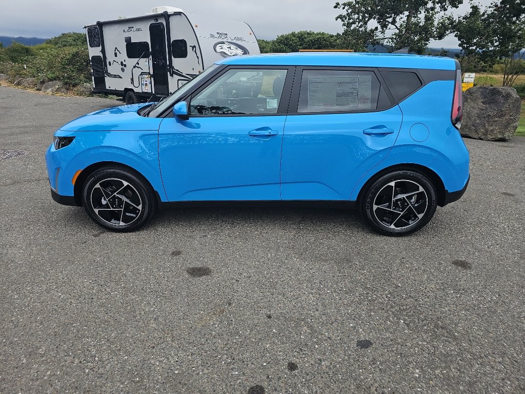 New 2025 Kia Soul EX Hatchback