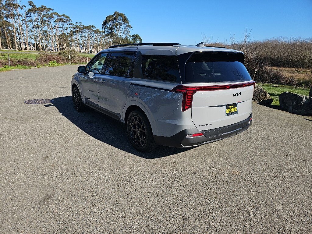 New 2026 Kia Carnival Hybrid SX Prestige Passenger Van