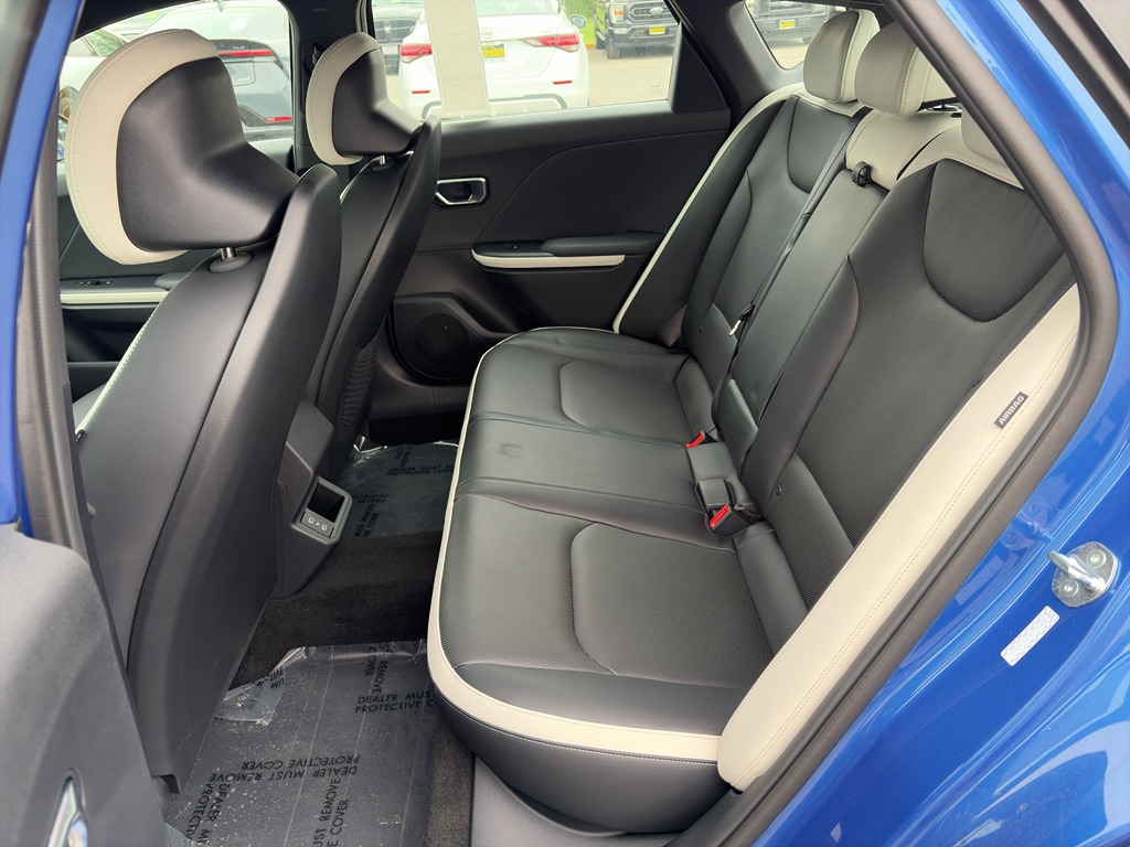 2025 Kia K4 GT-Line - Photo 16
