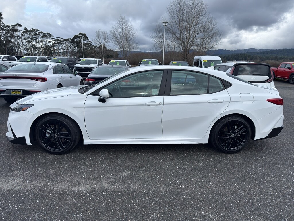 Used 2025 Toyota Camry Hybrid SE Sedan