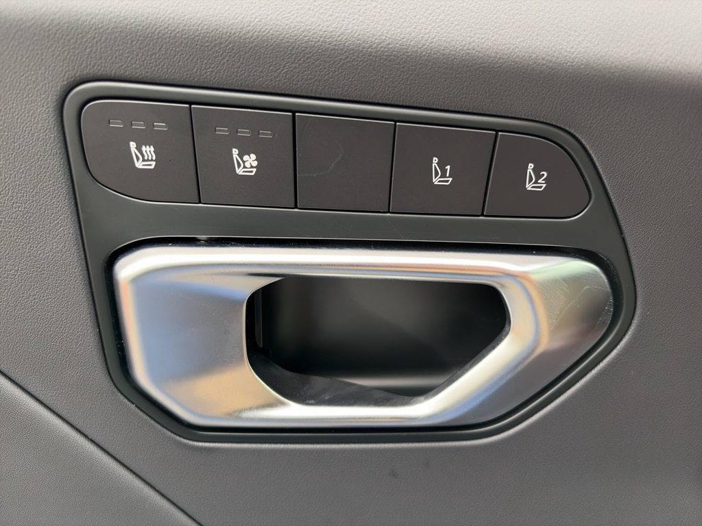 2025 Kia K4 GT-Line - Photo 15