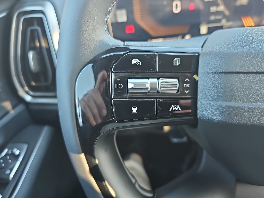 2026 Kia Sorento S - Photo 11