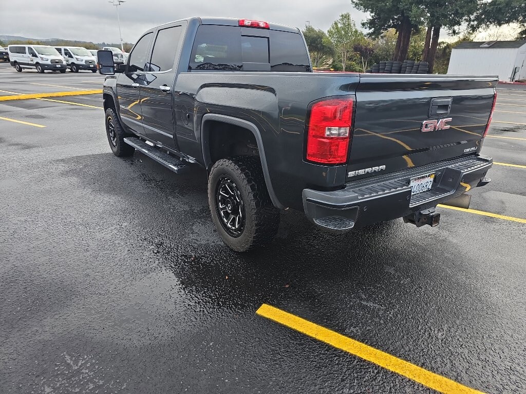 Used 2019 GMC Sierra 2500HD Denali 4WD Crew Cab 153.7 Denali