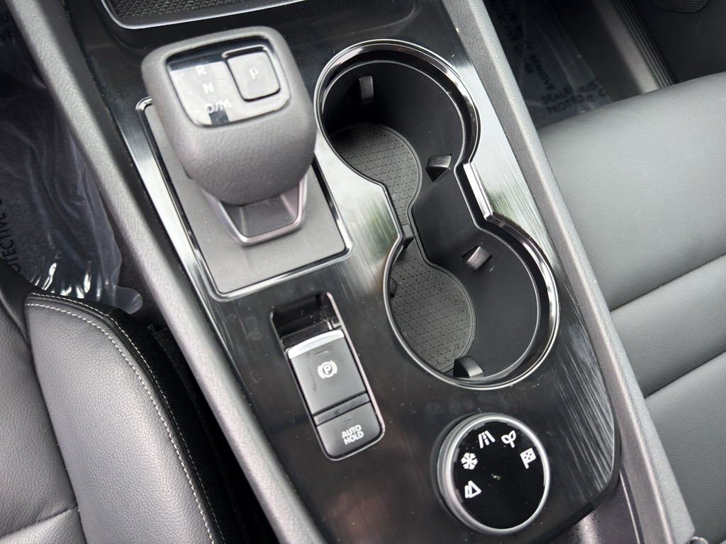 2025 Nissan Rogue SL - Photo 17