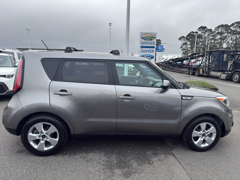 Used 2018 Kia Soul Base Hatchback