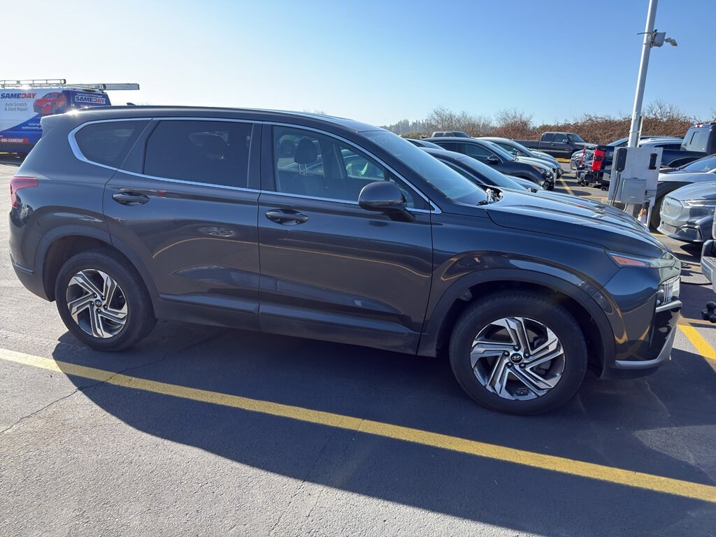 Used 2022 Hyundai Santa Fe SE SE FWD