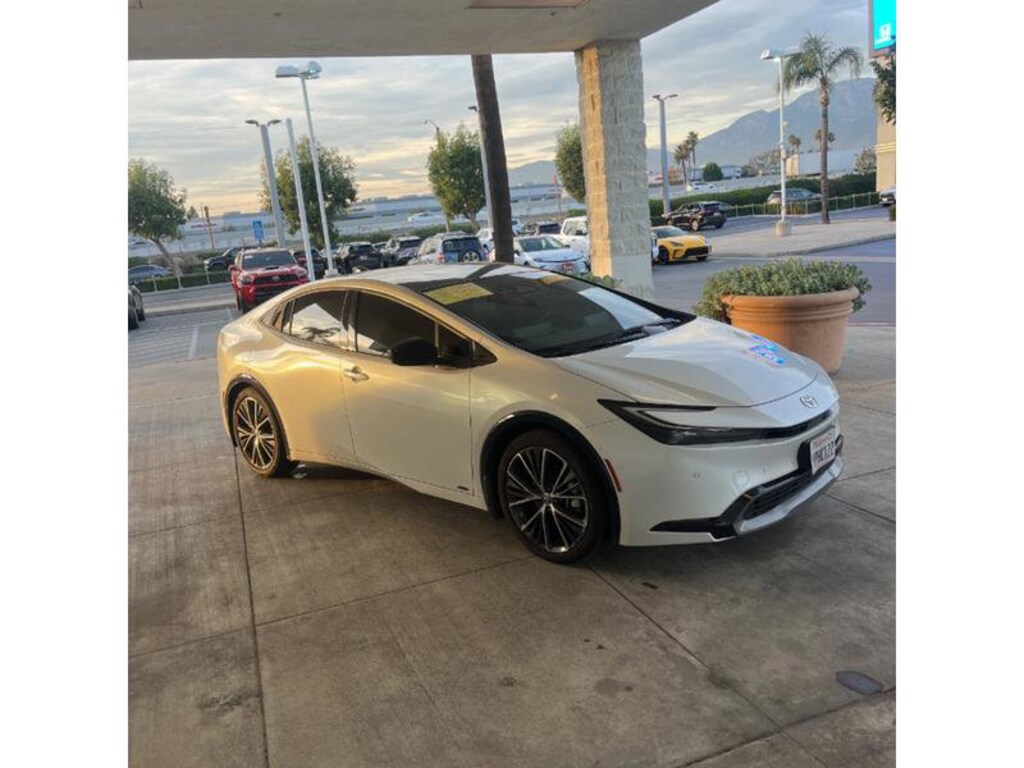 Used 2024 Toyota Prius Limited Limited AWD