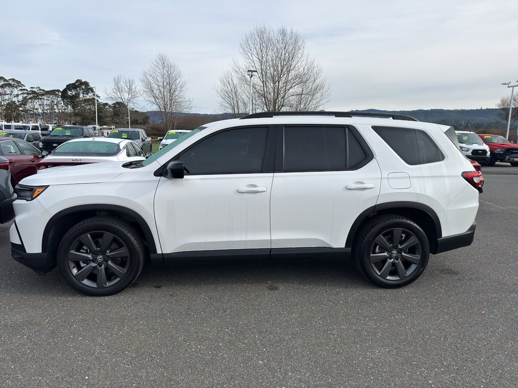 Used 2024 Honda Pilot Sport Sport AWD