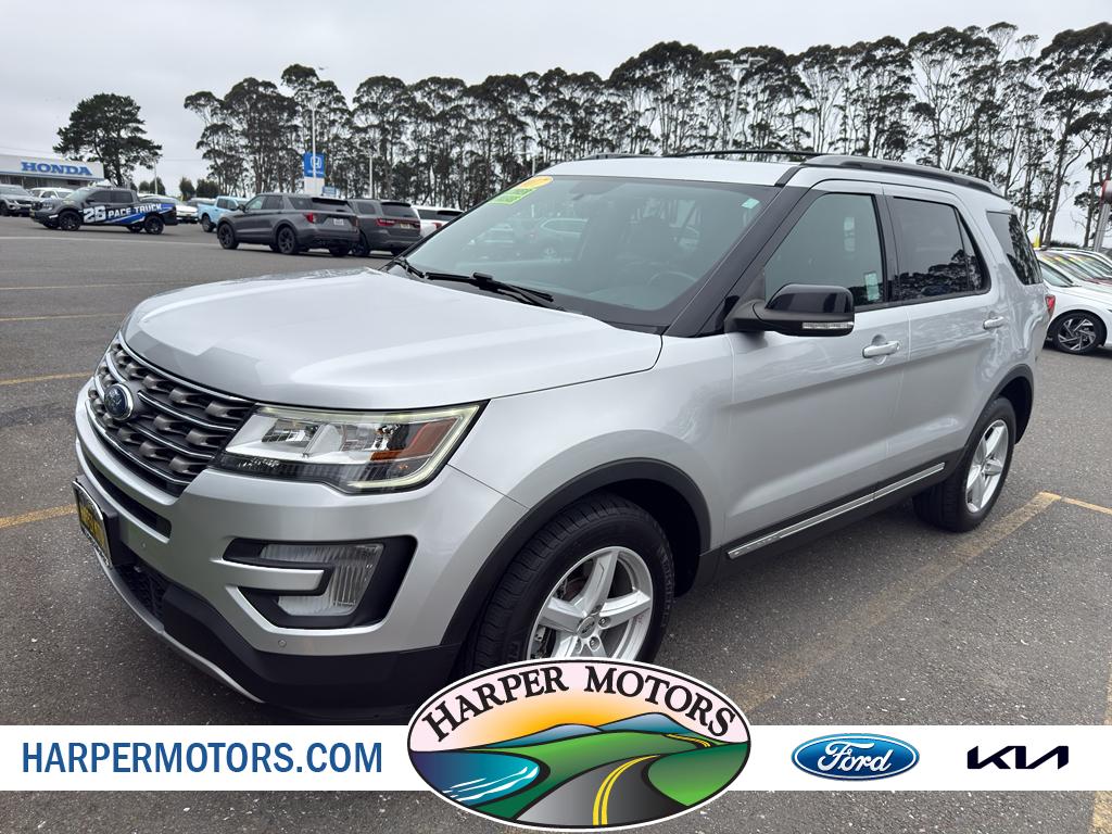 2017 Ford Explorer XLT 4WD's photo