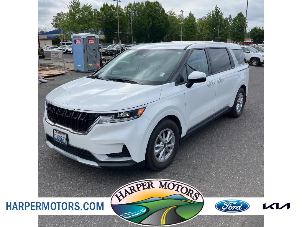 2024 Kia Sedona LX Seat Pkg's photo