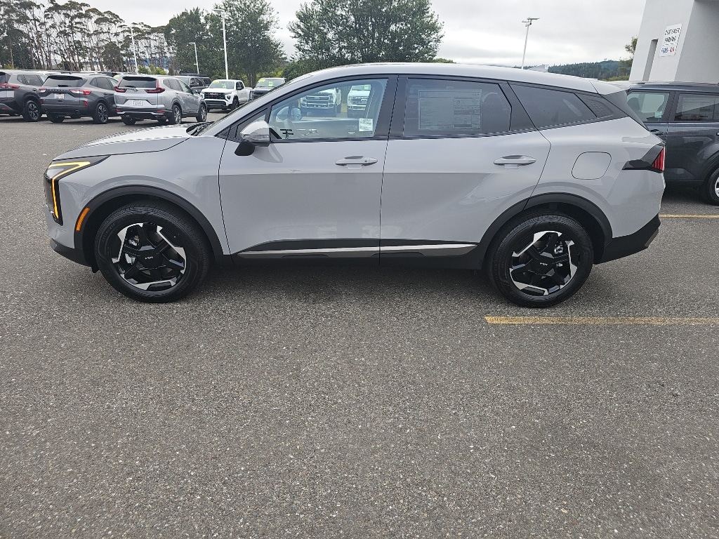 New 2026 Kia Sportage Hybrid S SUV