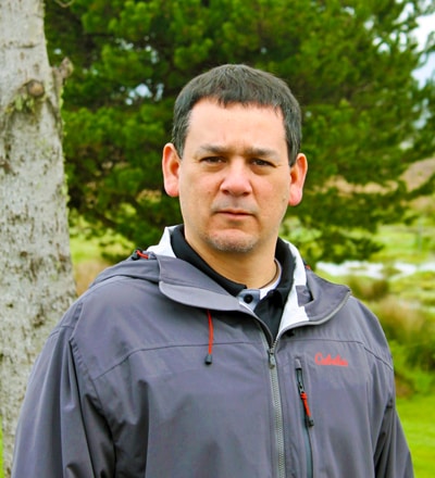 Staff member Bob Barrera from ID_59b3e5