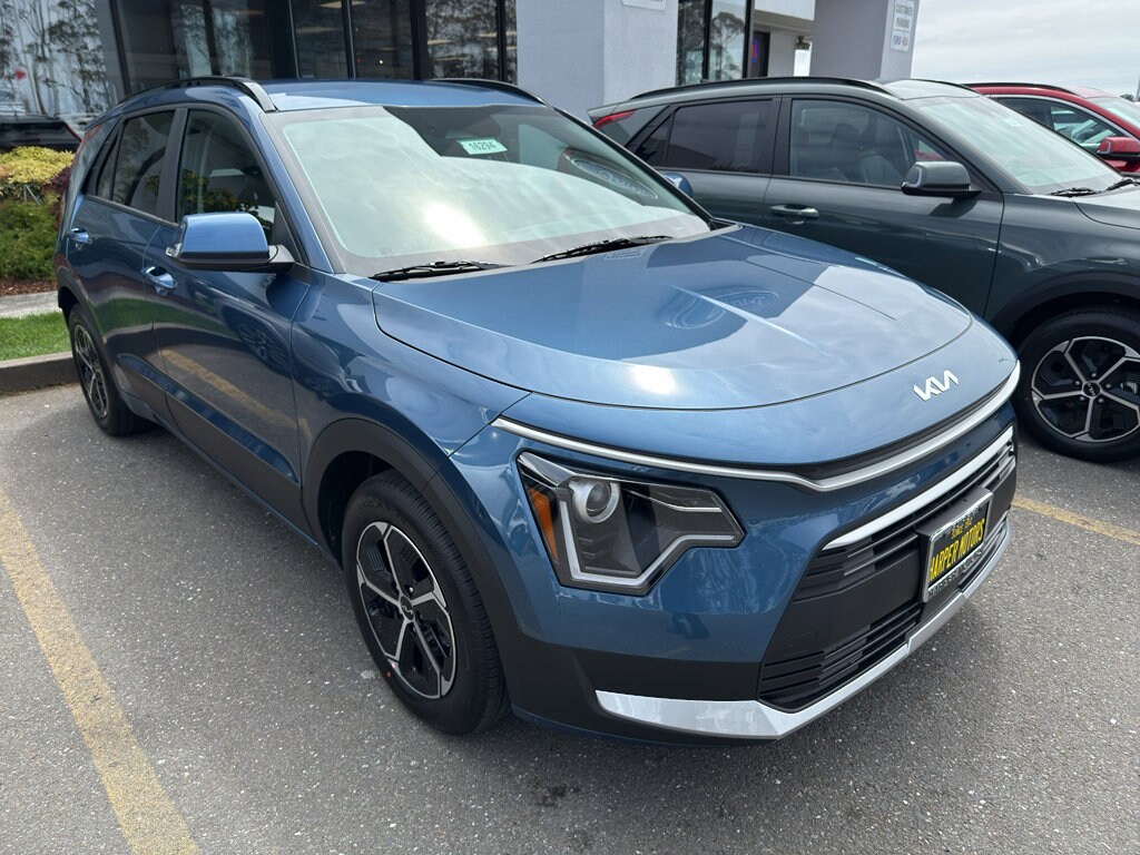New 2025 Kia Niro Plug-In Hybrid EX SUV