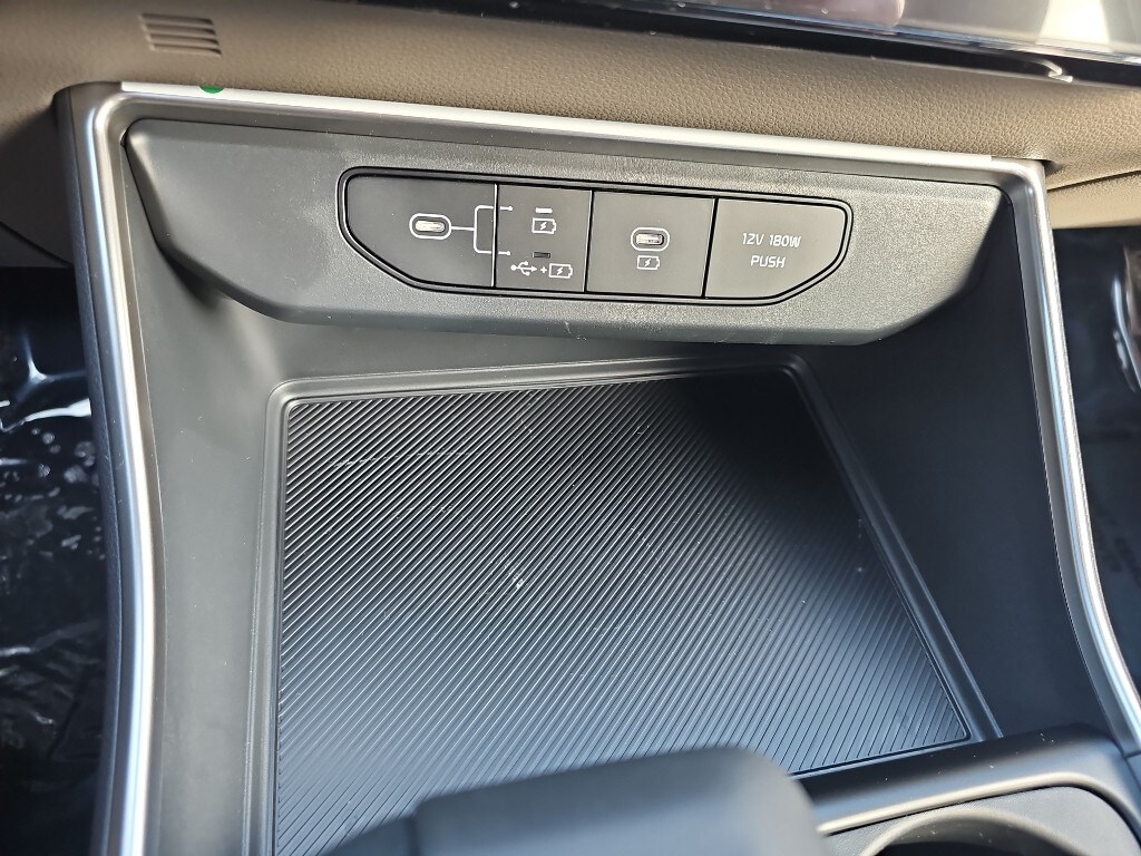 2026 Kia Carnival LXS - Photo 17
