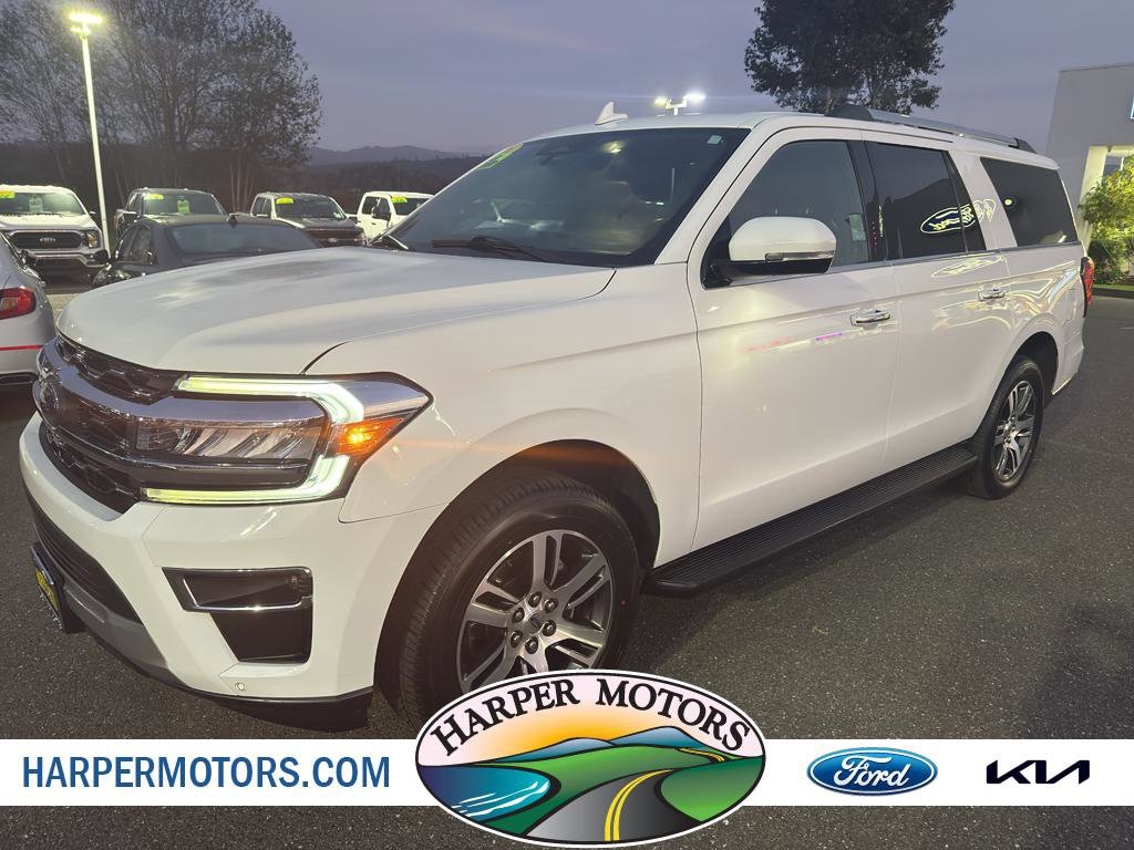 2024 Ford Expedition Limited's photo