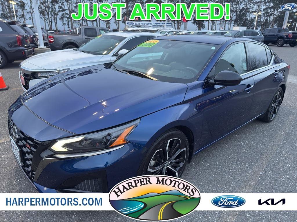 2024 Nissan Altima SR