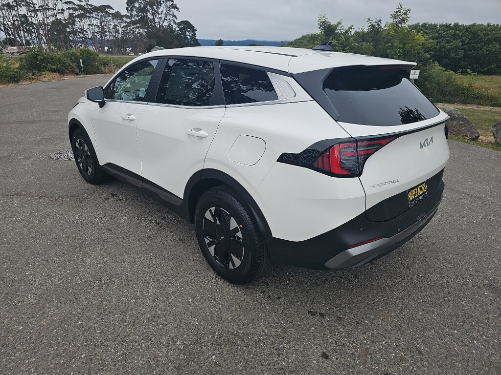 New 2026 Kia Sportage Hybrid LX SUV