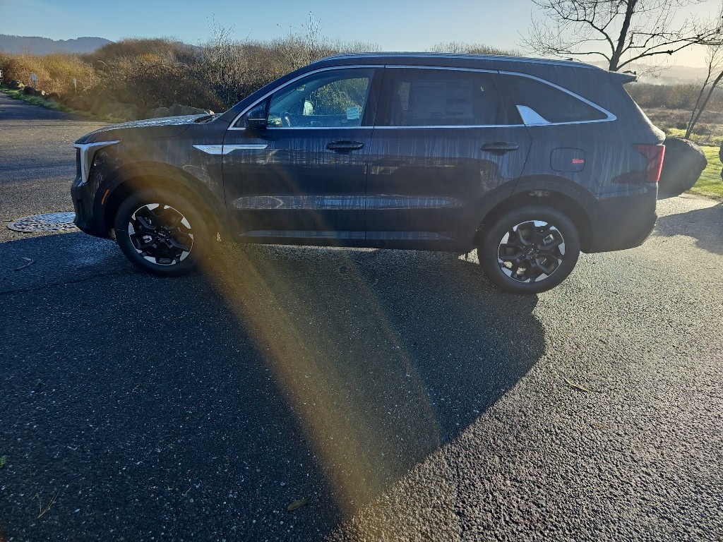 2026 Kia Sorento S - Photo 6
