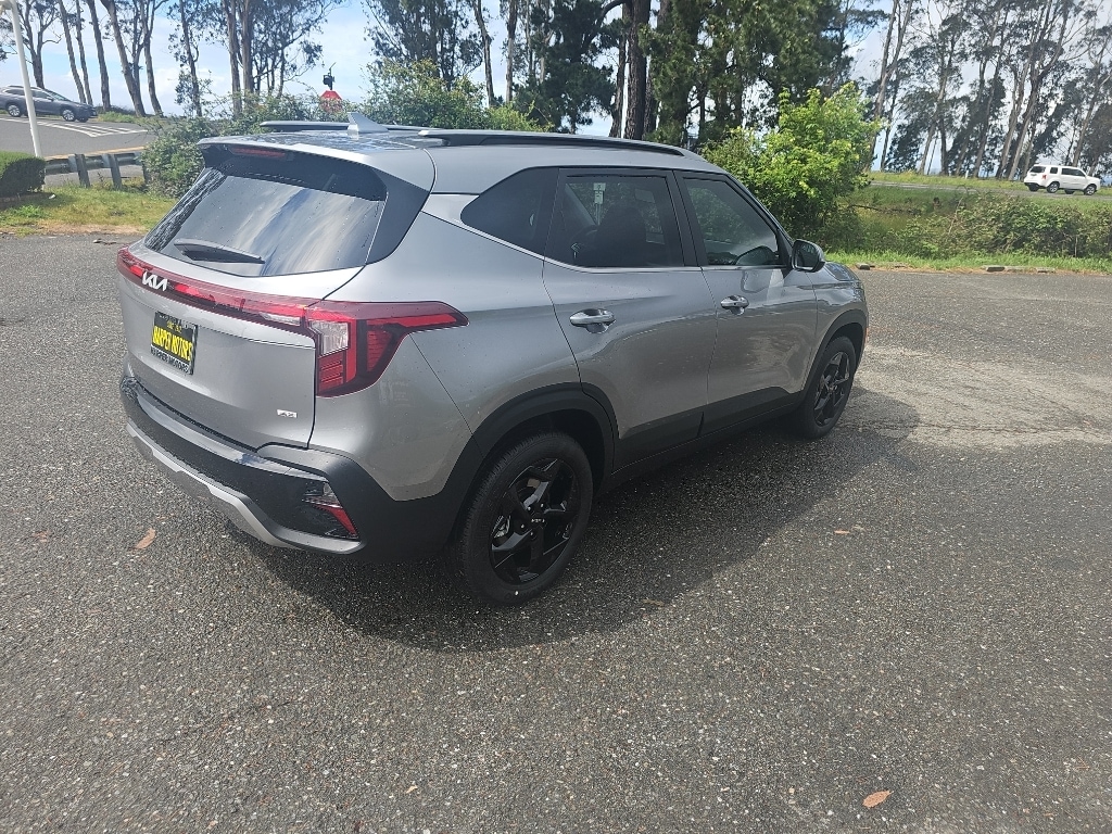 2026 Kia Seltos EX - Photo 6