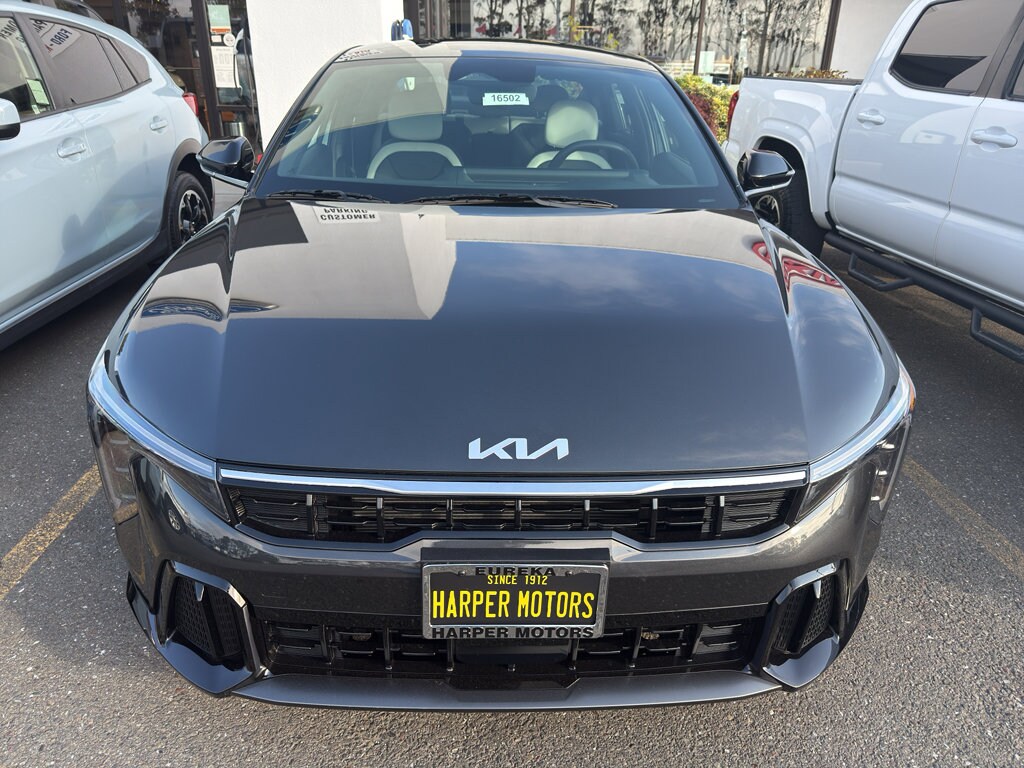 New 2025 Kia K4 GT-Line Sedan