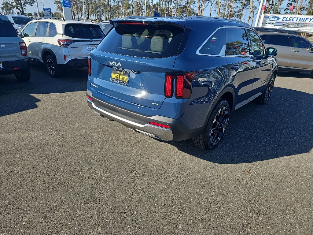 2026 Kia Sorento EX - Photo 6