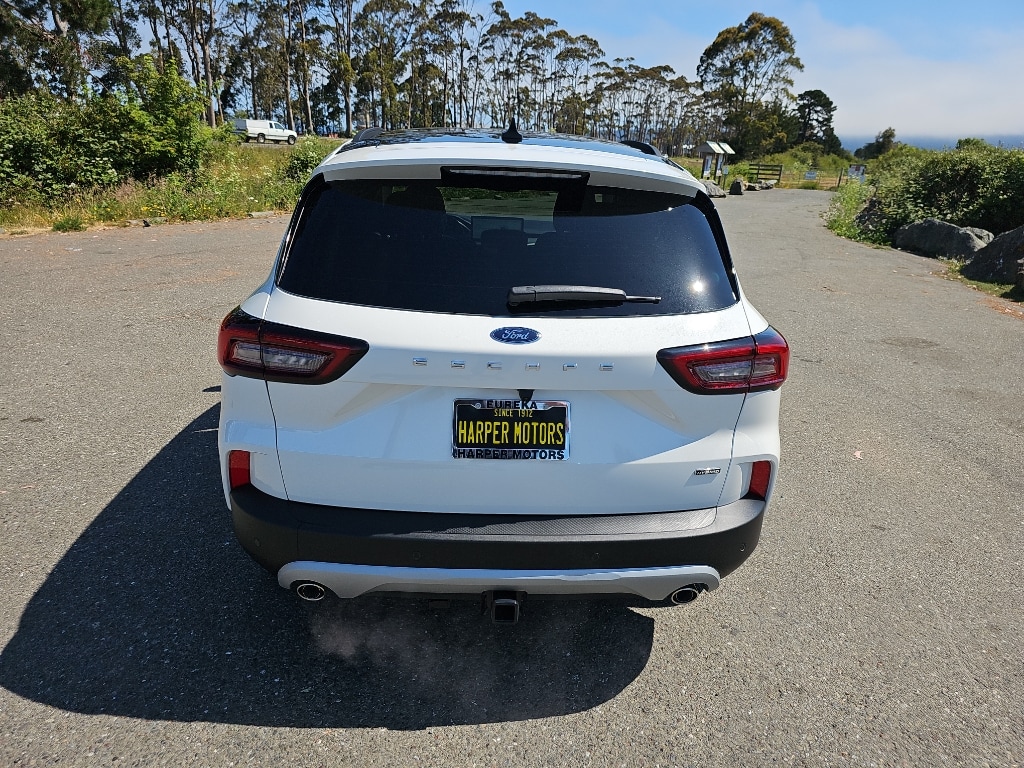 2025 Ford Escape Plug-In Hybrid photo 4