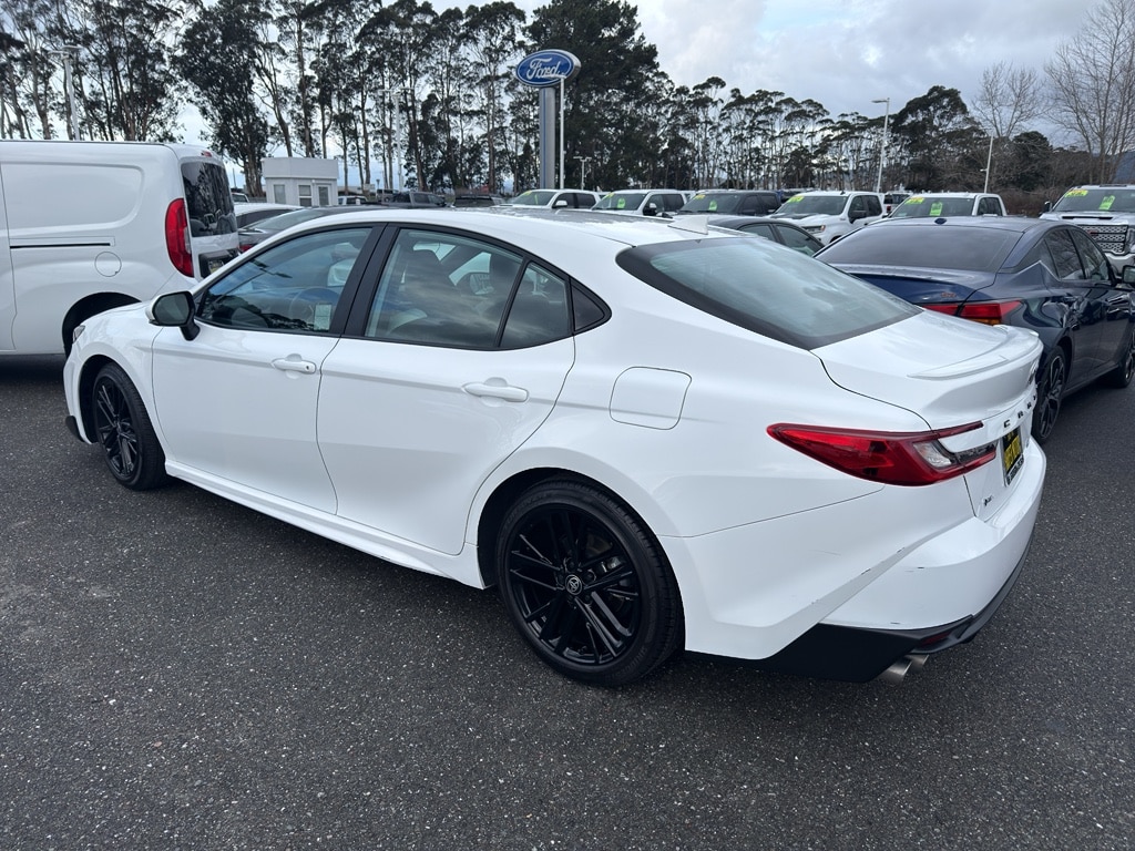Used 2025 Toyota Camry Hybrid SE Sedan