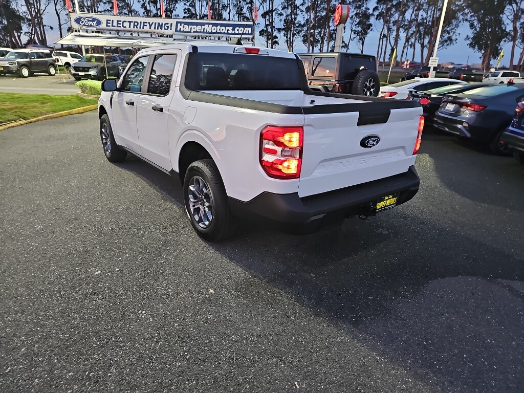 2025 Ford Maverick XLT photo 3