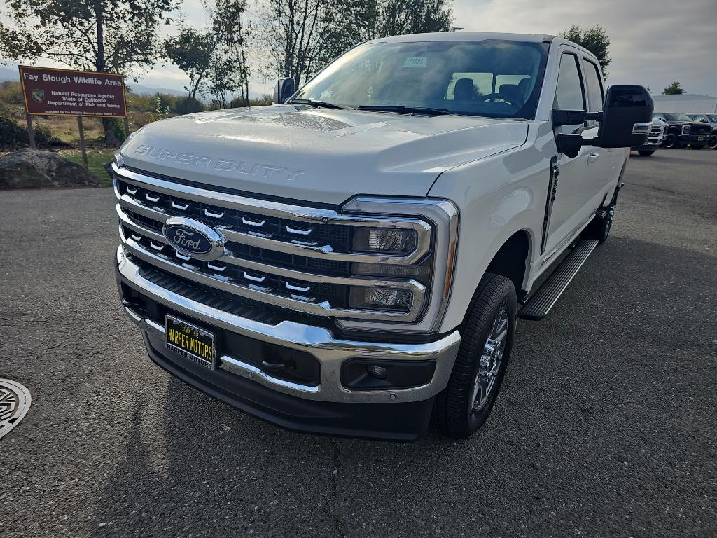 2026 Ford F-350 Super Duty Lariat's photo
