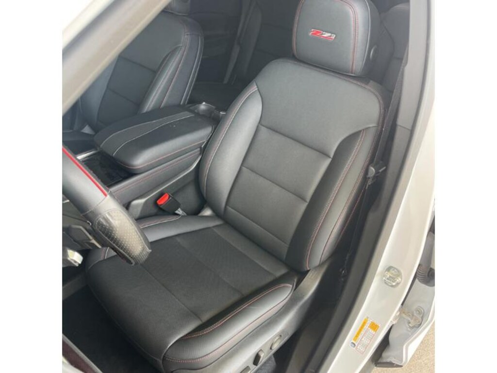 Used 2025 Chevrolet Traverse AWD Z71 SUV