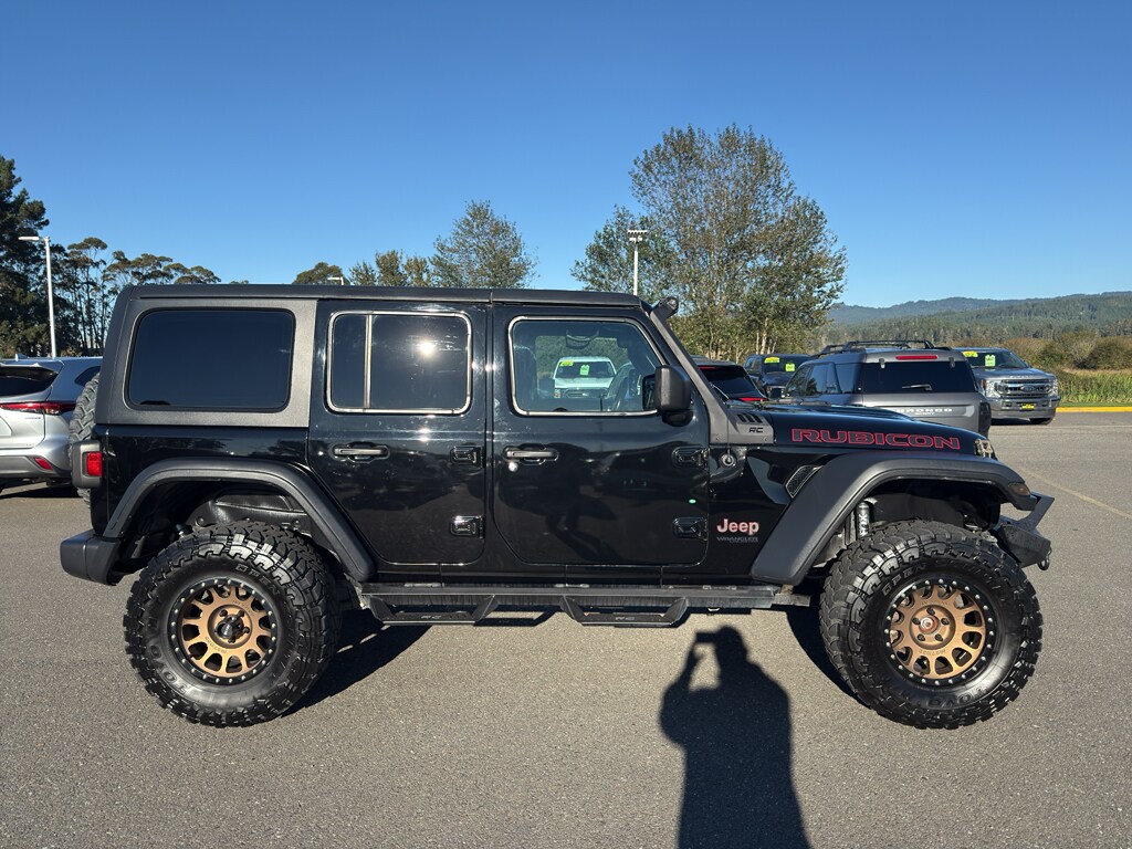 2020 Jeep Wrangler Unlimited Rubicon photo 2