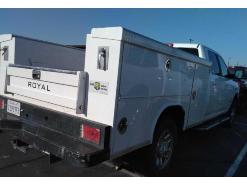 2022 Ram 3500 Big Horn photo 2