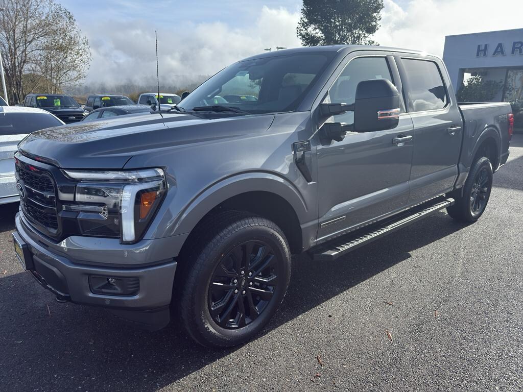 New 2025 Ford F-150 Lariat TRUCK