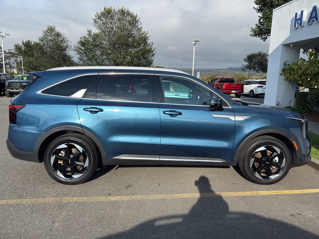 2025 Kia Sorento Hybrid SX Prestige photo 2